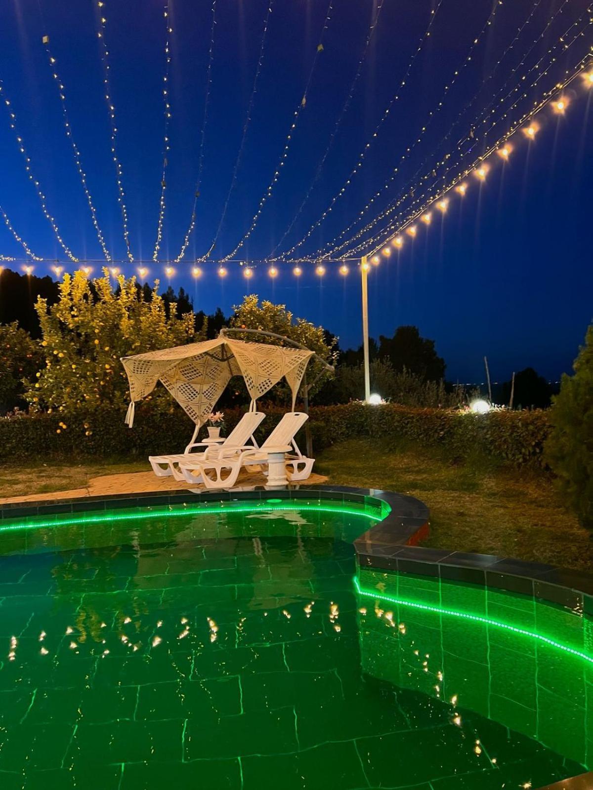 Dy Bukurite Villa *